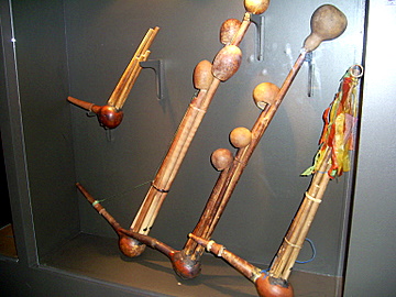 Музыкальные инструменты племён Золотого Треугольника